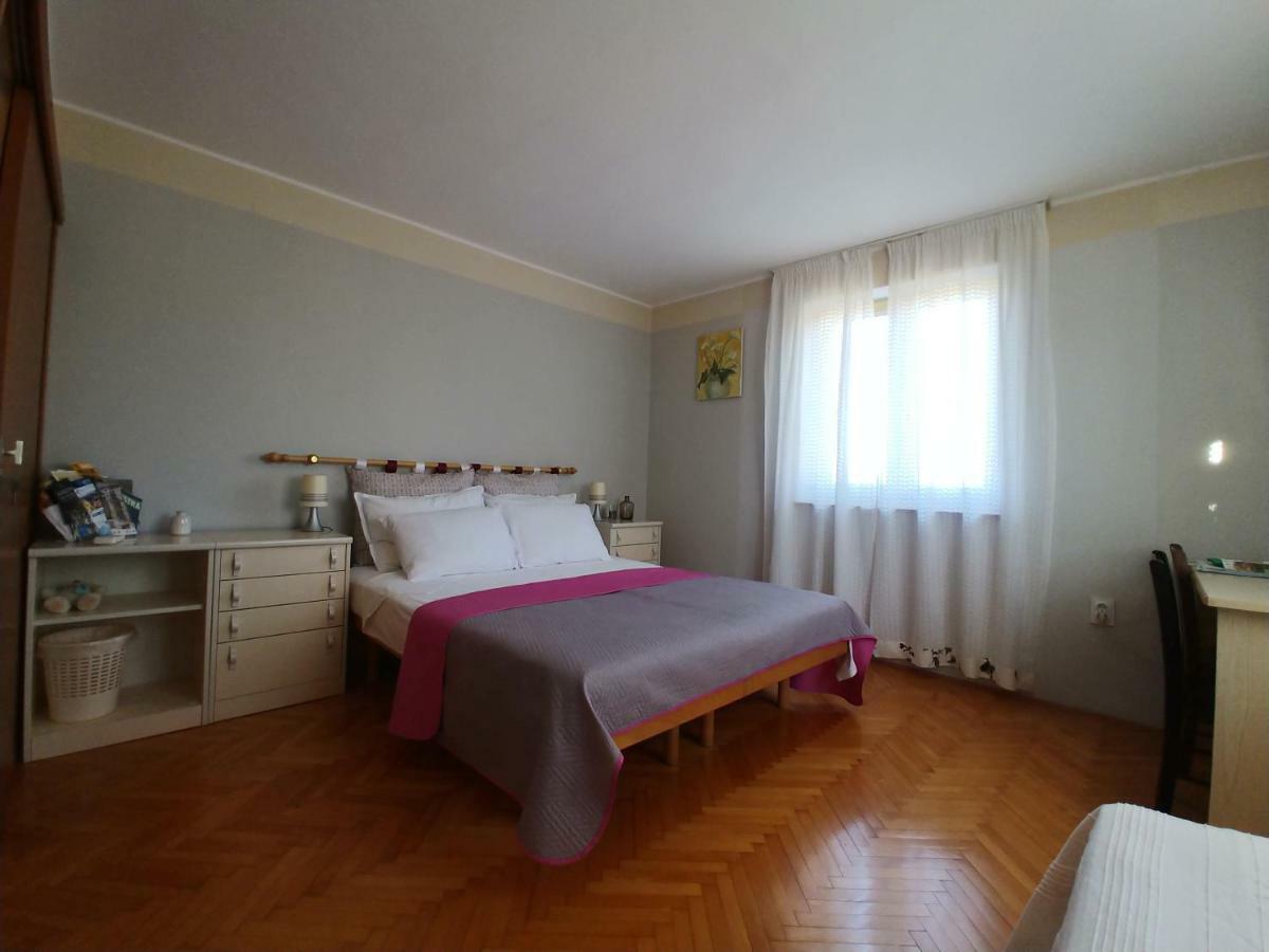 Room Bm Пула Екстер'єр фото